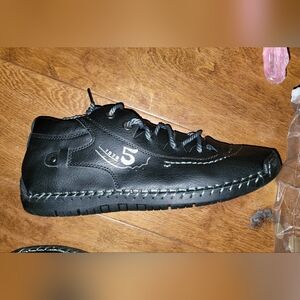 2 Sets Of Mens Black & Blue Boots Mens Size 12